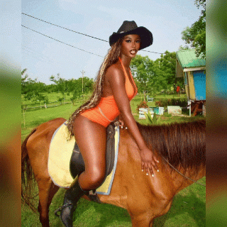 6acf01b210481yfTaSyZwh21791951282.gif